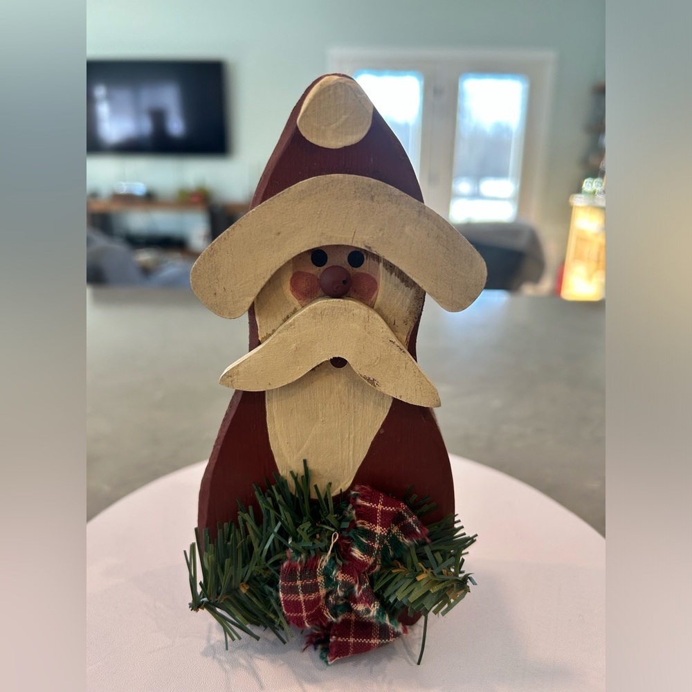 Vintage Folk Art Christmas Santa Claus Wood Folk Art Hand Painted Plaid Bow